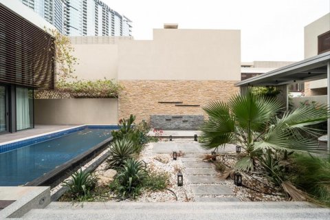 Vilë në Mohammed Bin Rashid City, Dubai, Emiratet e Bashkuara Arabe 4 dhoma gjumi, 559 m2. № 623346 - Foto 30