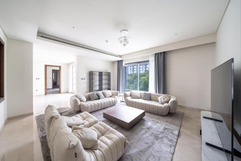 Vilë në Mohammed Bin Rashid City, Dubai, Emiratet e Bashkuara Arabe 4 dhoma gjumi, 559 m2. № 623346 - Foto 19
