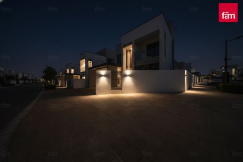 Villa in Dubai, UAE 4 bedrooms, 428.6 sq.m. № 710175 - photo 3