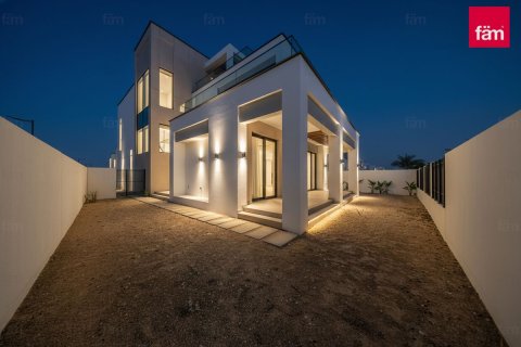 Villa in Dubai, UAE 4 bedrooms, 428.6 sq.m. № 710175 - photo 2