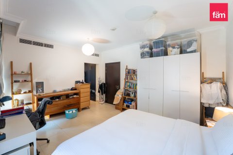 Vila di Al Barsha, Dubai, UEA 3 kamar tidur, 232.4 m2 nomor 710196 - foto 19