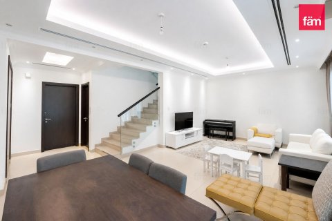Vila di Al Barsha, Dubai, UEA 3 kamar tidur, 232.4 m2 nomor 710196 - foto 16