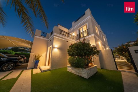 Vila di Dubai, UEA 5 kamar tidur, 560.8 m2 nomor 713216 - foto 27