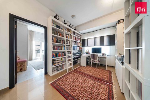 Vila di Dubai, UEA 5 kamar tidur, 560.8 m2 nomor 713216 - foto 15