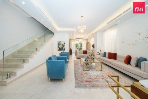 Vila di Dubai, UEA 5 kamar tidur, 560.8 m2 nomor 713216 - foto 13