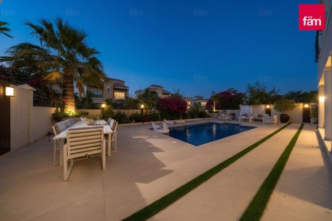 Vila di Dubai, UEA 5 kamar tidur, 560.8 m2 nomor 713216 - foto 28