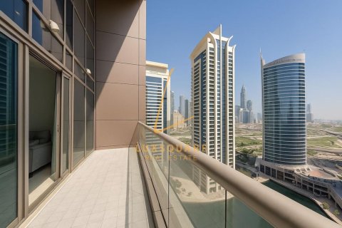 Apartament de închiriat în Jumeirah Lake Towers, Dubai, EAU 2 dormitoare, 122 mp.  №678524 - poză 15