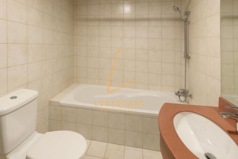 Apartament de închiriat în Jumeirah Lake Towers, Dubai, EAU 2 dormitoare, 122 mp.  №678524 - poză 11