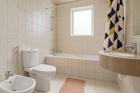 Apartament de închiriat în Jumeirah Lake Towers, Dubai, EAU 2 dormitoare, 122 mp.  №678524 - poză 12