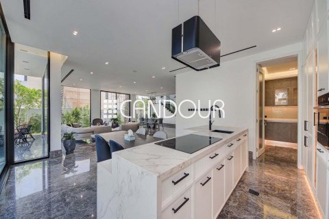 Vilë në Jumeirah Park, Dubai, Emiratet e Bashkuara Arabe 6 dhoma gjumi, 750 m2. № 571360 - Foto 5