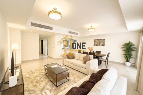 Al Hamra Village, Ras Al Khaimah, BAE’de satılık townhouse 3 yatak odası, 258.8 m&sup2; No 578324 - fotoğraf 2
