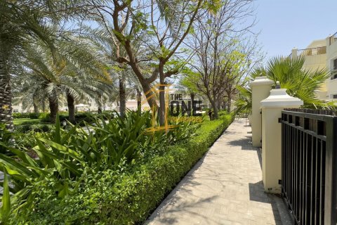 Al Hamra Village, Ras Al Khaimah, BAE’de satılık townhouse 3 yatak odası, 258.8 m&sup2; No 578324 - fotoğraf 12