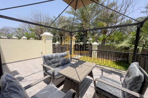 Al Hamra Village, Ras Al Khaimah, BAE’de satılık townhouse 3 yatak odası, 258.8 m&sup2; No 578324 - fotoğraf 15