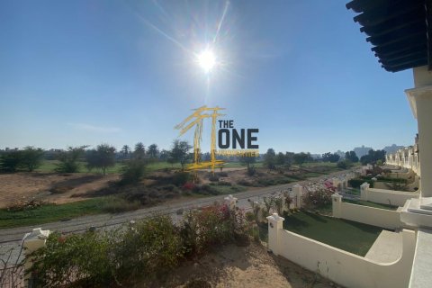 Villa zum Verkauf in Al Hamra Village, Ras Al Khaimah, VAE 4 Schlafzimmer, 256 m2 Nr. 578329 - Foto 1