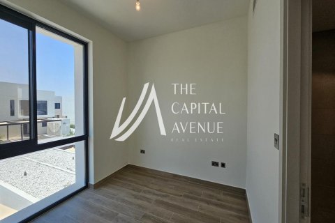 Villetta a schiera in affitto a Yas Island, Abu Dhabi, EAU 3 camere da letto, 166 mq. № 605025 - foto 10