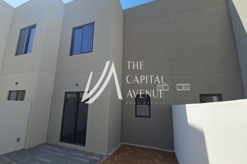Townhouse on the Yas Island, Abu Dhabi, UAE 2 bedrooms, 125 sq.m. № 605024 - photo 4