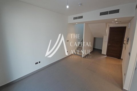 Townhouse on the Yas Island, Abu Dhabi, UAE 2 bedrooms, 125 sq.m. № 605024 - photo 2