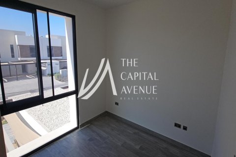 Townhouse on the Yas Island, Abu Dhabi, UAE 2 bedrooms, 125 sq.m. № 605024 - photo 11
