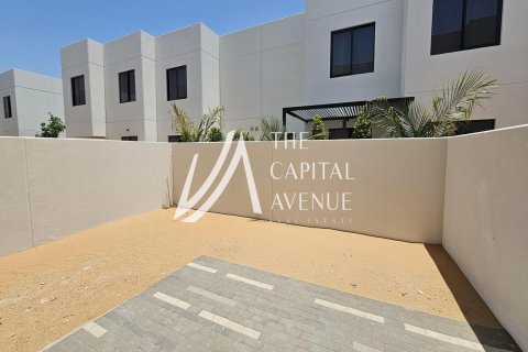 Townhouse on the Yas Island, Abu Dhabi, UAE 3 bedrooms, 166 sq.m. № 605062 - photo 8