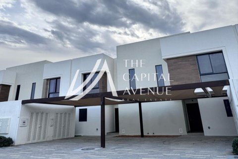 Townhouse on the Yas Island, Abu Dhabi, UAE 3 bedrooms, 166 sq.m. № 605062 - photo 1