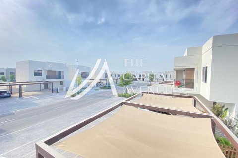 Townhouse on the Yas Island, Abu Dhabi, UAE 3 bedrooms, 166 sq.m. № 605062 - photo 5