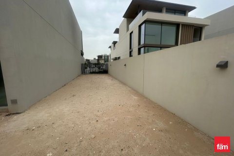 Dubai, संयुक्त अरब अमीरात में टाउनहाउस, 3 बेडरूम, 300 वर्ग मीटर, संख्या 702475 - फ़ोटो 13