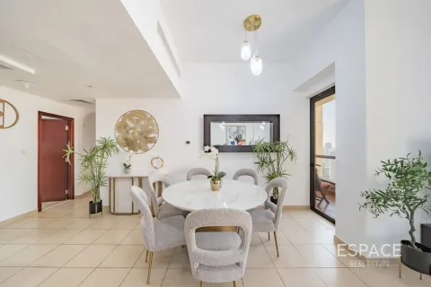 Appartement te huur in Jumeirah Beach Residence, Dubai, VAE 2 slaapkamers, 120 vr.m., nr 738430 - foto 8