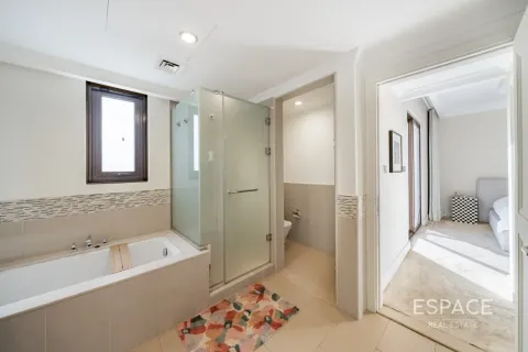 Villa til salg i Arabian Ranches, Dubai, UAE 5 soveværelser, 342 kvm № 737898 - foto 9