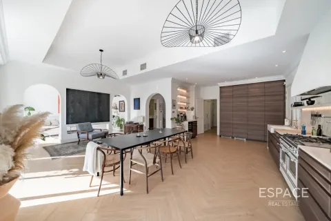 Villa til salg i Arabian Ranches, Dubai, UAE 5 soveværelser, 342 kvm № 737898 - foto 4