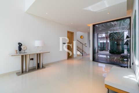 Vila na Saadiyat Island, Abu Dhabi, SAE 5 spální, 816 m2 č. 716370 - Fotografia 17