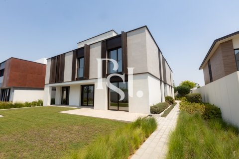 Villa para venda em Saadiyat Island, Abu Dhabi, EAU 4 quartos, 720 m2 № 716369 - foto 1