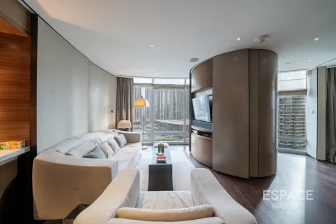 Apartment in ARMANI RESIDENCES in Burj Khalifa, Dubai, UAE 1 bedroom, 98 sq.m. № 650367 - photo 3