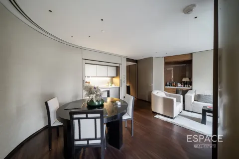 Apartment in ARMANI RESIDENCES in Burj Khalifa, Dubai, UAE 1 bedroom, 98 sq.m. № 650367 - photo 5