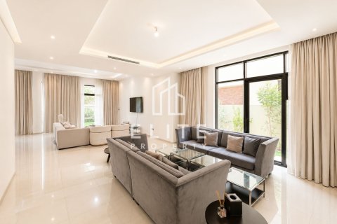 Vilă de închiriat în DAMAC Hills (Akoya by DAMAC), Dubai, EAU 5 dormitoare, 465 mp.  №760008 - poză 7
