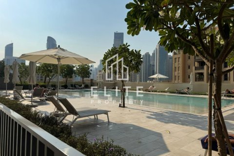 Apartment in Downtown Dubai (Downtown Burj Dubai), Dubai, UAE 3 bedrooms, 122 sq.m. № 760010 - photo 16