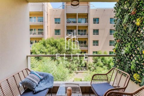Apartemen di Greens, Dubai, UEA 1 kamar tidur, 69 m2 nomor 760009 - foto 13