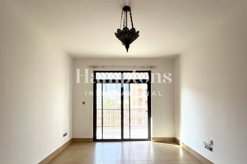 Διαμέρισμα σε Old Town, Dubai, ΗΑΕ 1 υπνοδωμάτιο, 76.08755700 τ.μ. Αρ. 595733 - φωτογραφία 1