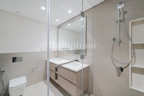 Apartment in Palm Jumeirah, Dubai, UAE 2 bedrooms, 134.52354400 sq.m. № 595734 - photo 17