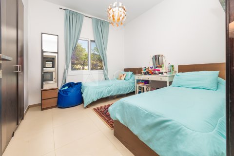 Villa in Serena, Dubai, UAE 4 bedrooms, 276.4 sq.m. № 766930 - photo 12