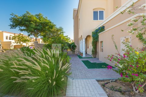 Villa in Serena, Dubai, UAE 4 bedrooms, 276.4 sq.m. № 766930 - photo 2