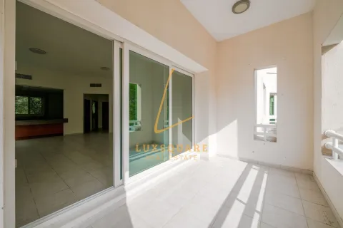 Apartment in Green Community, Dubai, UAE 2 bedrooms, 144 sq.m. № 766925 - photo 13