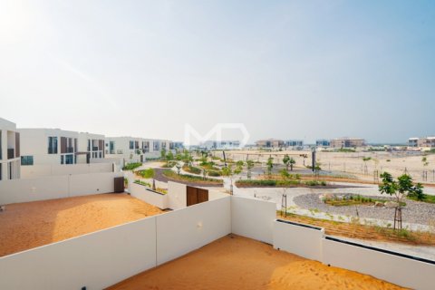 Vila di Abu Dhabi, UEA 4 kamar tidur, 1325 m2 nomor 554987 - foto 30