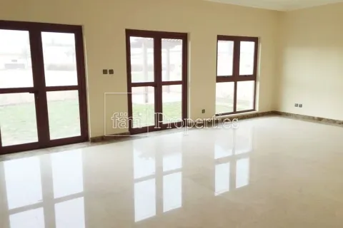 Dubai, BAE’de satılık villa 6 yatak odası, 985.5 m&sup2; No 388812 - fotoğraf 5