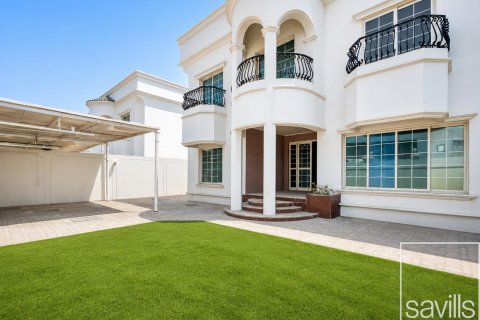 Vila di Al Safa, Dubai, UAE 4 bilik tidur, 1.02 meter persegi № 766855 - foto 1