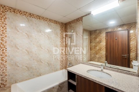 Apartment til salg i City of Arabia, Dubai, UAE 2 soveværelser, 129.97 kvm № 744681 - foto 17