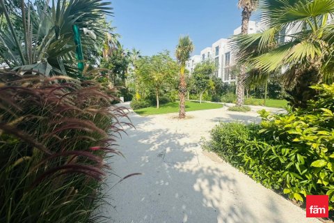 Villa in Al Barari, Dubai, UAE 4 bedrooms, 179.7 sq.m. № 701465 - photo 8