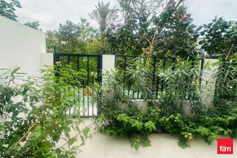 Villa in Al Barari, Dubai, UAE 4 bedrooms, 179.7 sq.m. № 701465 - photo 25