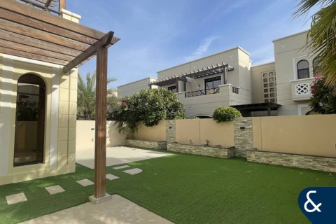 Villa zum Verkauf in Mudon, Dubai, VAE 4 Schlafzimmer, 354 m2 Nr. 667658 - Foto 16