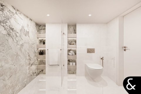 דירה למכירה ב Jumeirah Beach Residence, Dubai, איחוד האמירויות 3 חדרי שינה, 187 מ"ר, מספר 667653 - תמונה 13