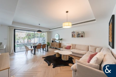 Müüa villa asukohaga Arabian Ranches, Dubai, AÜE: 3 magamistoaga, 219 m² Nr 667655 - pilt 1